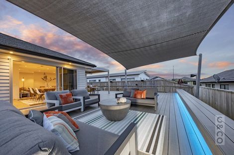 Photo of property in 7a Turpin Road, Riverhead, 0820