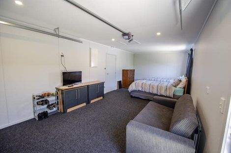 Photo of property in 20 Pisa Moorings Road, Mount Pisa, Cromwell, 9383