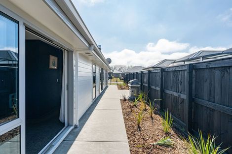 Photo of property in 76 Huka Heights Drive, Rangatira Park, Taupo, 3330