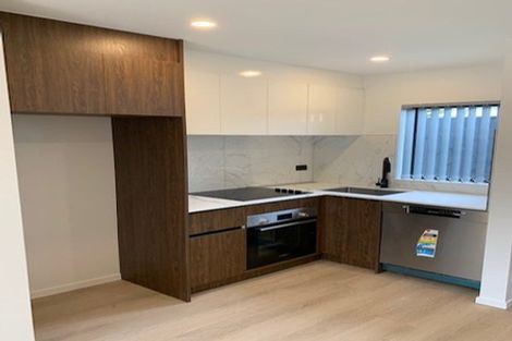 Photo of property in 6/72 Tiraumea Drive, Pakuranga, Auckland, 2010