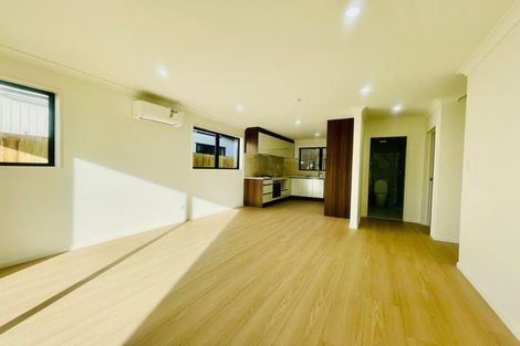Photo of property in 8b Neems Place, Manurewa, Auckland, 2102