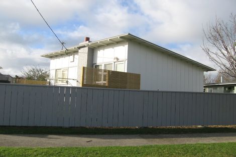 Photo of property in 1/1 Churchill Avenue, Feilding, 4702