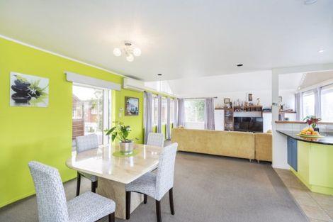 Photo of property in 38 Atkin Avenue, Mission Bay, Auckland, 1071