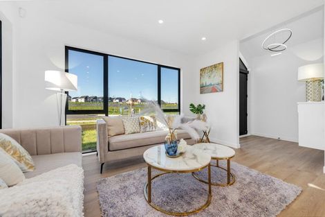 Photo of property in 14 Kobe Street, Karaka, 2580