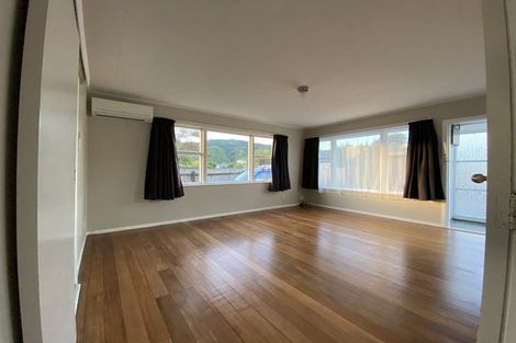 Photo of property in 20a Parera Grove, Heretaunga, Upper Hutt, 5018