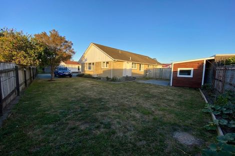 Photo of property in 20a Parera Grove, Heretaunga, Upper Hutt, 5018