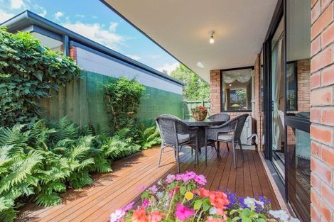 Photo of property in 2/85 Yaldhurst Road, Sockburn, Christchurch, 8042