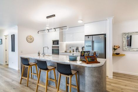 Photo of property in 19 Parkside Drive, Orewa, 0931