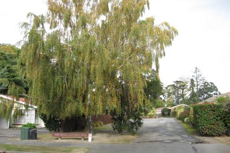 Photo of property in Birchdale Courts, 2/69a Yaldhurst Road, Sockburn, Christchurch, 8042