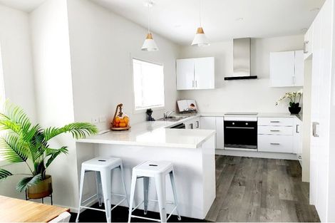 Photo of property in 702 Murdoch Road East, Akina, Hastings, 4122