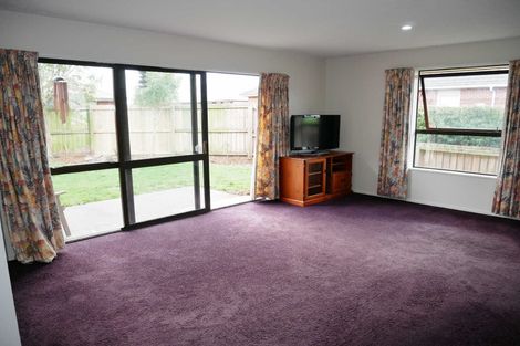 Photo of property in 1/289 Greers Road, Bishopdale, Christchurch, 8053