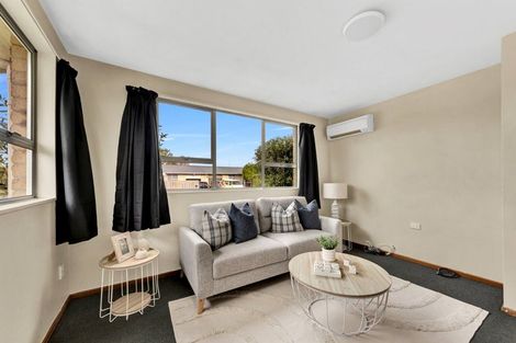 Photo of property in 1/6 Arran Crescent, Woolston, Christchurch, 8062