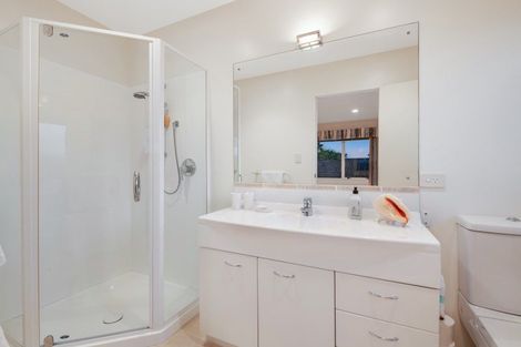 Photo of property in 14c Stanmore Bay Road, Stanmore Bay, Whangaparaoa, 0932