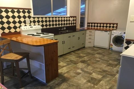 Photo of property in 13 Frederick Street, Carterton, 5713