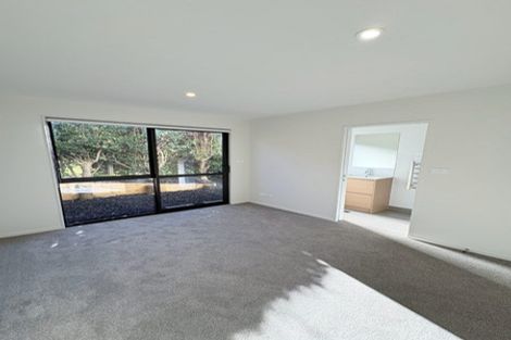Photo of property in 27c Te Atatu Road, Te Atatu South, Auckland, 0610
