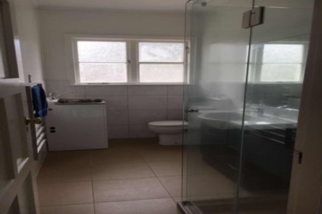 Photo of property in 51b Birkdale Road, Birkdale, Auckland, 0626