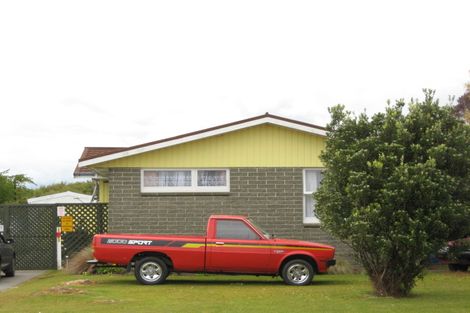 Photo of property in 25 Domett Street, Westport, 7825