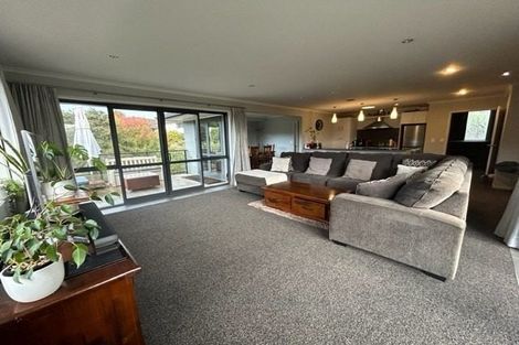 Photo of property in 5 North Crest Drive, Onerahi, Whangarei, 0110