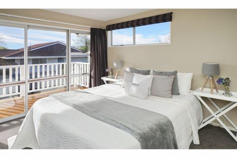 Photo of property in 6 Banff Place Avonhead Christchurch City