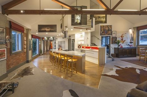 Photo of property in 5 Edge Hill, Mount Victoria, Wellington, 6011