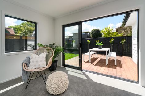Photo of property in 469a Ruahine Street, Terrace End, Palmerston North, 4410