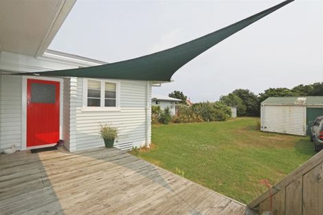 Photo of property in 88 Ihaia Road, Opunake, 4616