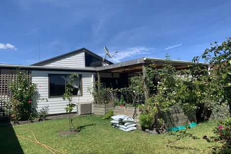 Photo of property in 11 Grey Street, Kawakawa, 0210
