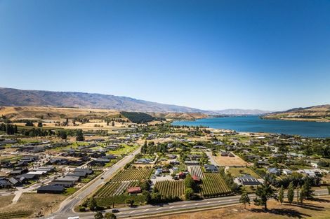 Photo of property in 1 Shortcut Road, Cromwell, 9310