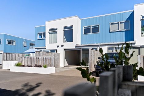 Photo of property in 31 Reynolds Place, Papamoa Beach, Papamoa, 3118