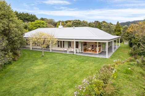 Photo of property in 30 Gladys Scott Place, Tawa, Wellington, 5028
