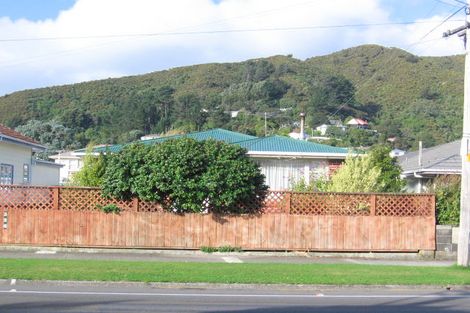 Photo of property in 326 Waiwhetu Road, Fairfield, Lower Hutt, 5011