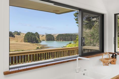 Photo of property in 33 Main Road, Raglan, 3225