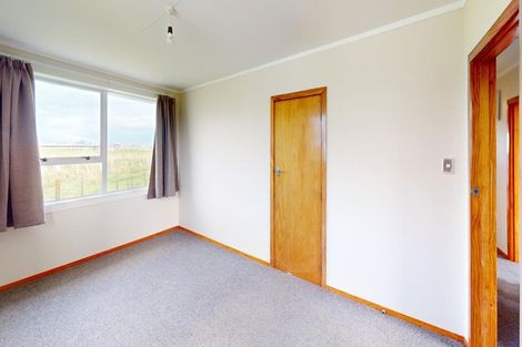 Photo of property in 56 Riddiford Road, Longburn, Palmerston North, 4475