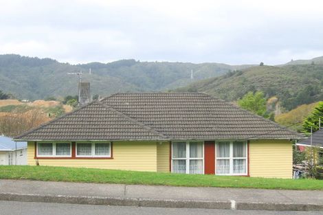 Photo of property in 12 Logie Street, Stokes Valley, Lower Hutt, 5019