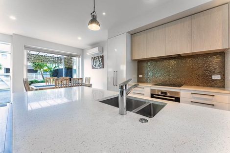 Photo of property in 15 Watermill Lane, Silverdale, 0932