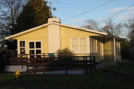 Photo of property in 8 Willow Road, Hillcrest, Hamilton, 3216