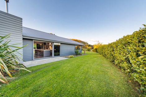 Photo of property in 100 Greer Court, Bunnythorpe, Palmerston North, 4481
