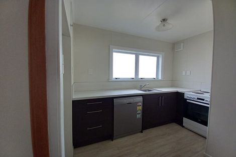 Photo of property in 3/21 Vivian Street, New Plymouth, 4310