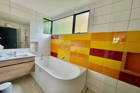 Photo of property in 19 Everton Terrace, Kelburn, Wellington, 6012