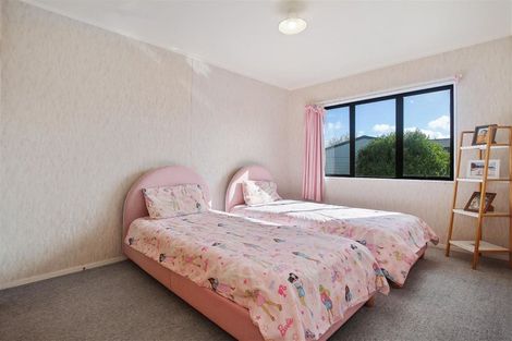 Photo of property in 4 Channel View Road, Clarks Beach, Pukekohe, 2679