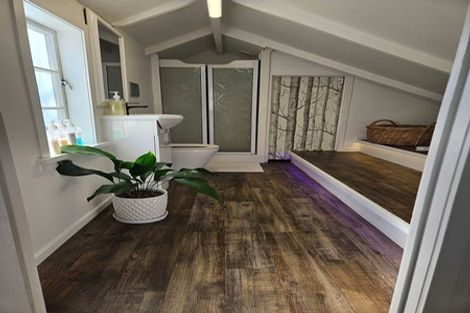 Photo of property in 36 Rame Road, Greenhithe, Auckland, 0632