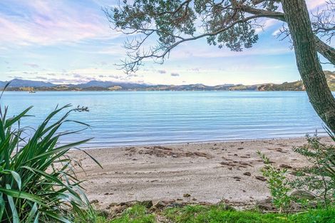 Photo of property in 1275 Wyuna Bay Road, Wyuna Bay, Coromandel, 3581