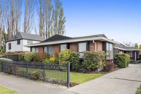 Photo of property in 1/137 Grahams Road, Burnside, Christchurch, 8053