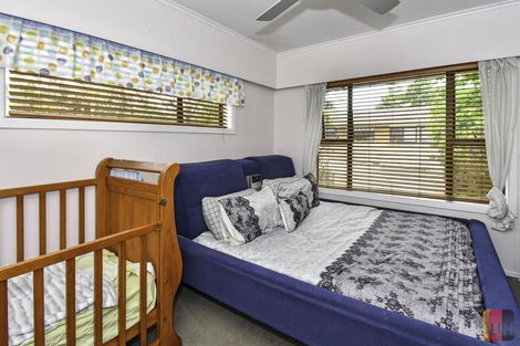 Photo of property in 1/31 Halver Road, Hillpark, Auckland, 2102