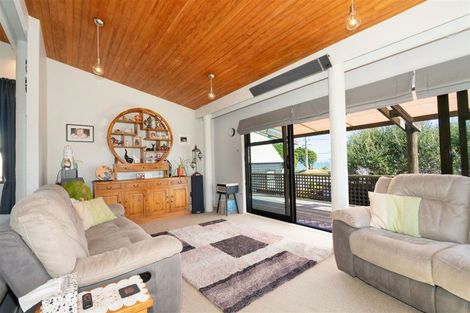 Photo of property in 2 Tahi Road, Paraparaumu Beach, Paraparaumu, 5032
