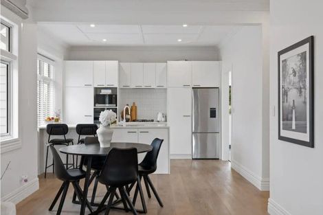 Photo of property in 11 Miro Street, Takaro, Palmerston North, 4410