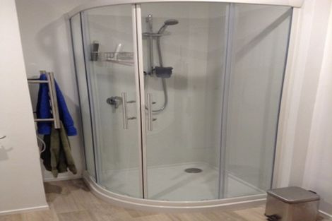 Photo of property in 1a Seagull Place, Whitby, Porirua, 5024