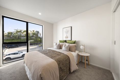 Photo of property in 1/18 Handley Avenue, Narrow Neck, Auckland, 0624