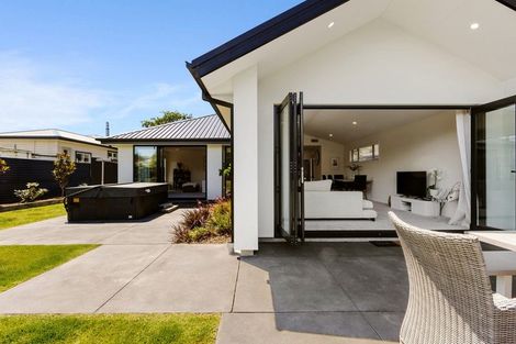 Photo of property in 119 Francis Avenue, Mairehau, Christchurch, 8013