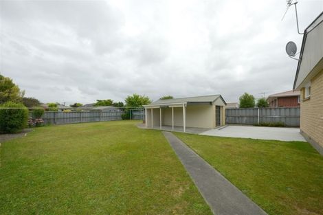 Photo of property in 66 Daniels Road, Redwood, Christchurch, 8051